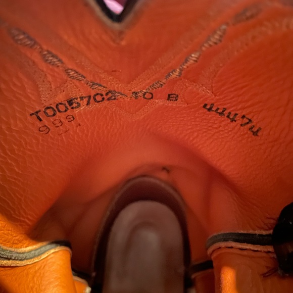 Lucchese smooth ostrich roper. 10B. - Picture 2 of 8